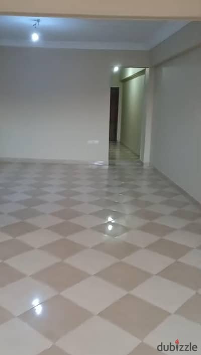 Apartment for Sale – 3rd District, Central Axis (Next to Karn Cars, 6th of October)