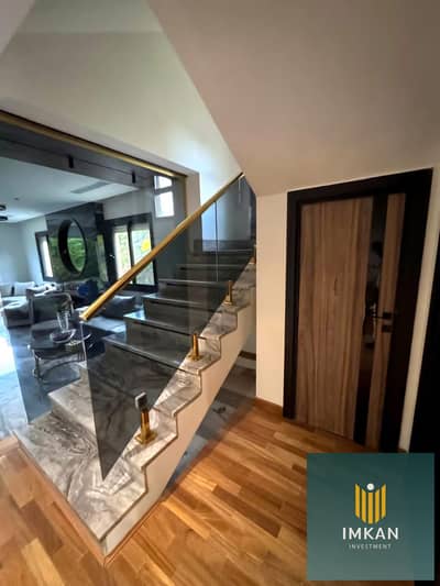دوبلكس بجاردن (4غرف) متشطب للبيع فى التجمع الخامس فى كمبوند هايد بارك Hyde Park على شارع ال90