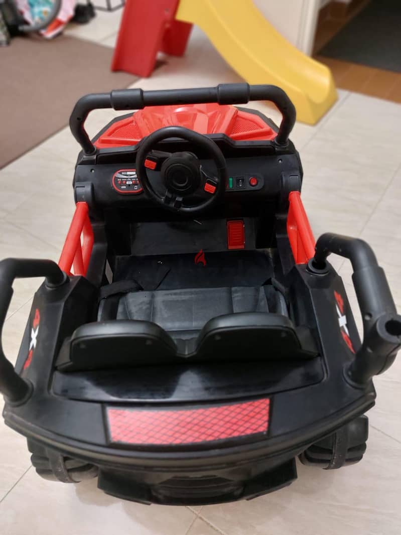 Electric car very good condition 2