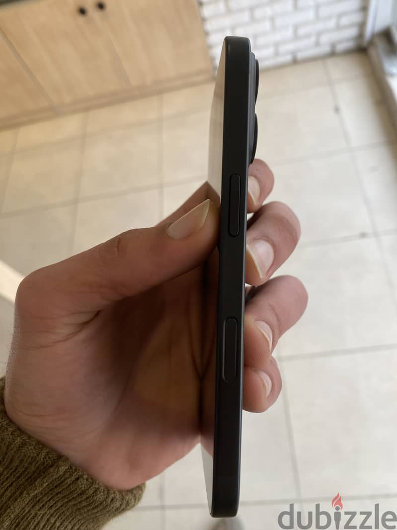 iPhone 16 1