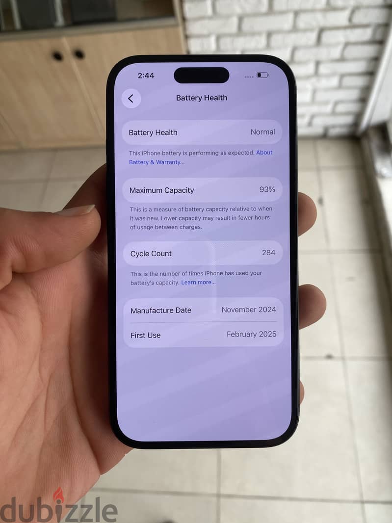 iPhone 16 3
