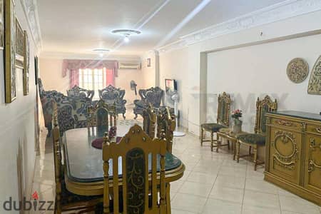 شقة استلام فوري فيو مفتوح للبيع 250 م  ميامي (ش فاروق عبدالوهاب)