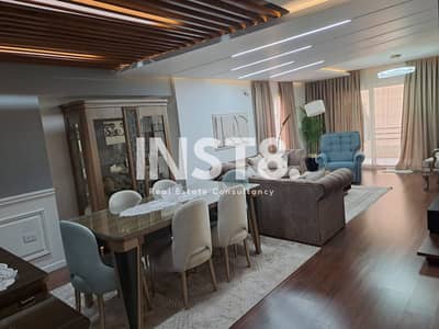 Apartment 3Bed for Sale Double View with High-end Finishing in The Square