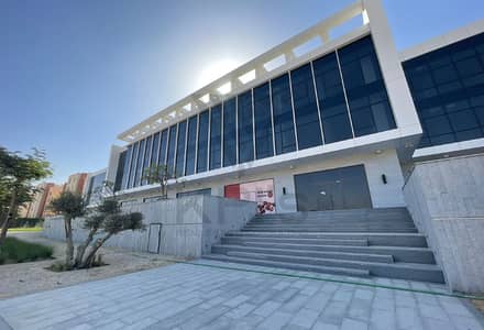 Office 72m Ultra Super Lux Finishing for Rent in The Hub Mall - Water Way