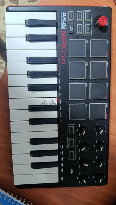 midi keyboard Akai mpk