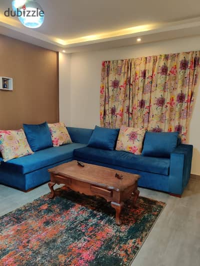 Fully furnished apartment for rent super lux finishing garden view 2 bedrooms in Al Rehab - Phase 1 - New Cairo