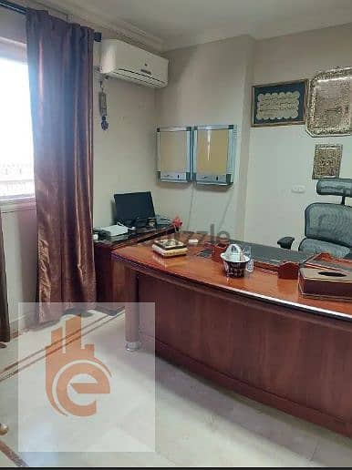 عيــادة مفر وشــة بـ محطــة الـرمل للإيجــار  110 م