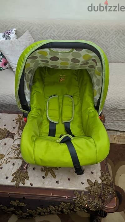 baby carseat