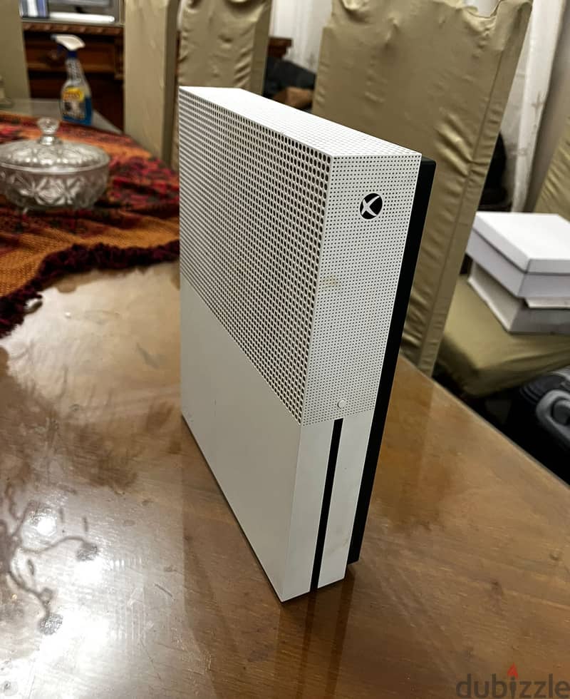 Xbox one S 1