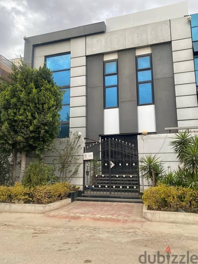 مصنع للبيع فى العبور المنطقة الصناعية