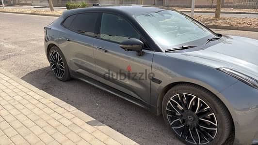 Zeekr 001 Flagship زيكر 001 موديل 2025 فابريكا بالكامل مالك اول