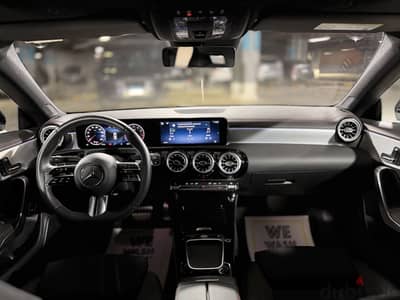 Mercedes CLA200 AMG 2025