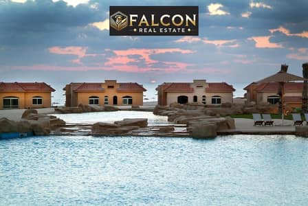 شاليه تشطيب كامل بالتكيفات و المطبخ  luxury دايركت علي البحر  بالتقسيط ع 10 في قلب العين السخنه تلال - Telal