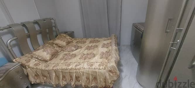 طقم مفرش سرير كبير ٦ ق