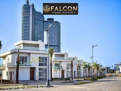 للبيع شاليه كامل التشطيب استلام فوري صف اول ع البحر ف قريه مزارين فيو بنورامي ع ابراج العلمين مباشر