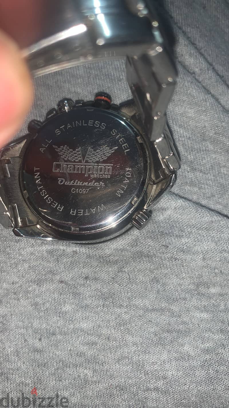 Champion Outlander C1097 2
