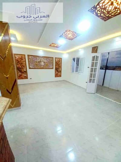 شقه في الإسكندرية شاطئ النخيل بجوار الخدمات تصلح للسكن والاستثمار الجيد
