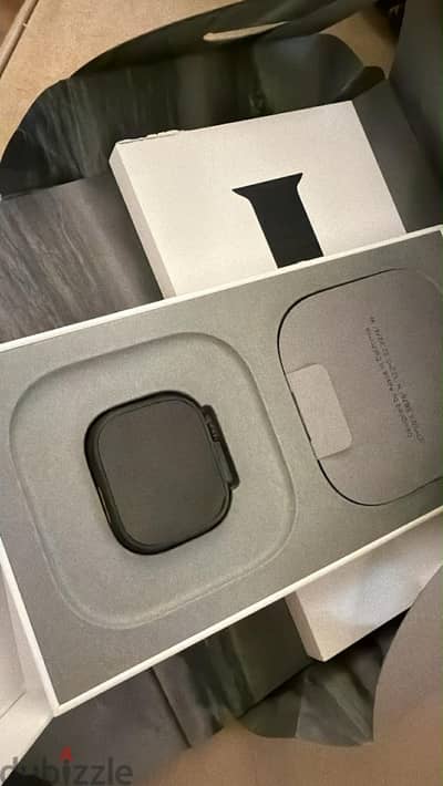 Apple Watch Ultra 3 , Ocean Black Titanium, 49mm , gps & cellular