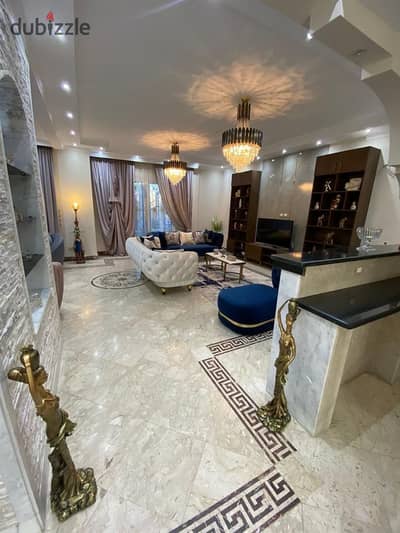 توين هاوس للبيع كمبوند حدائق المهندسين تشطيب جديد لوكيشن مميز