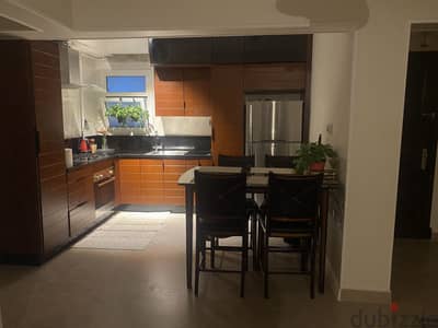 Cozy apt in Rehab 2 , d. Chat , what’s app
