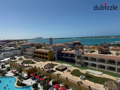 عارض الشاليه للبيع متشطب بالكامل في امييز لوكيشن العالمين في مارينا 8 بسعر مش هيتكرر 