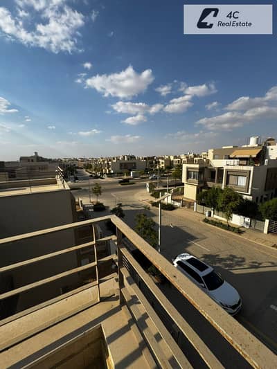 فيلا مميزه للبيع في كمبوند بالم هيلز التجمع الخامس – ستاند ألون بمساحة مميزة وموقع استراتيجي استلام فوري