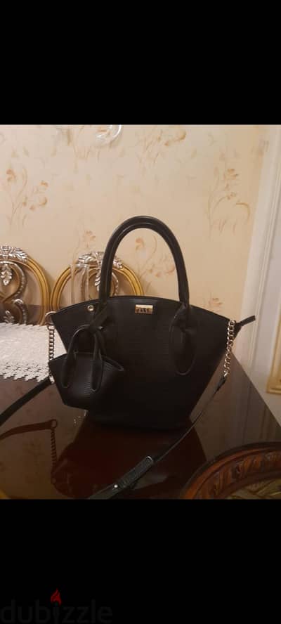 شنطه من محل Dalydress