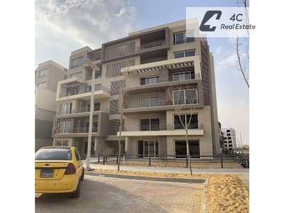 بمقدم وتكمله اقساط شقه 238متر جاهزه للمعاينه-بالم هيلز التجمع الخامس بتقسيمه مميزه very prime location