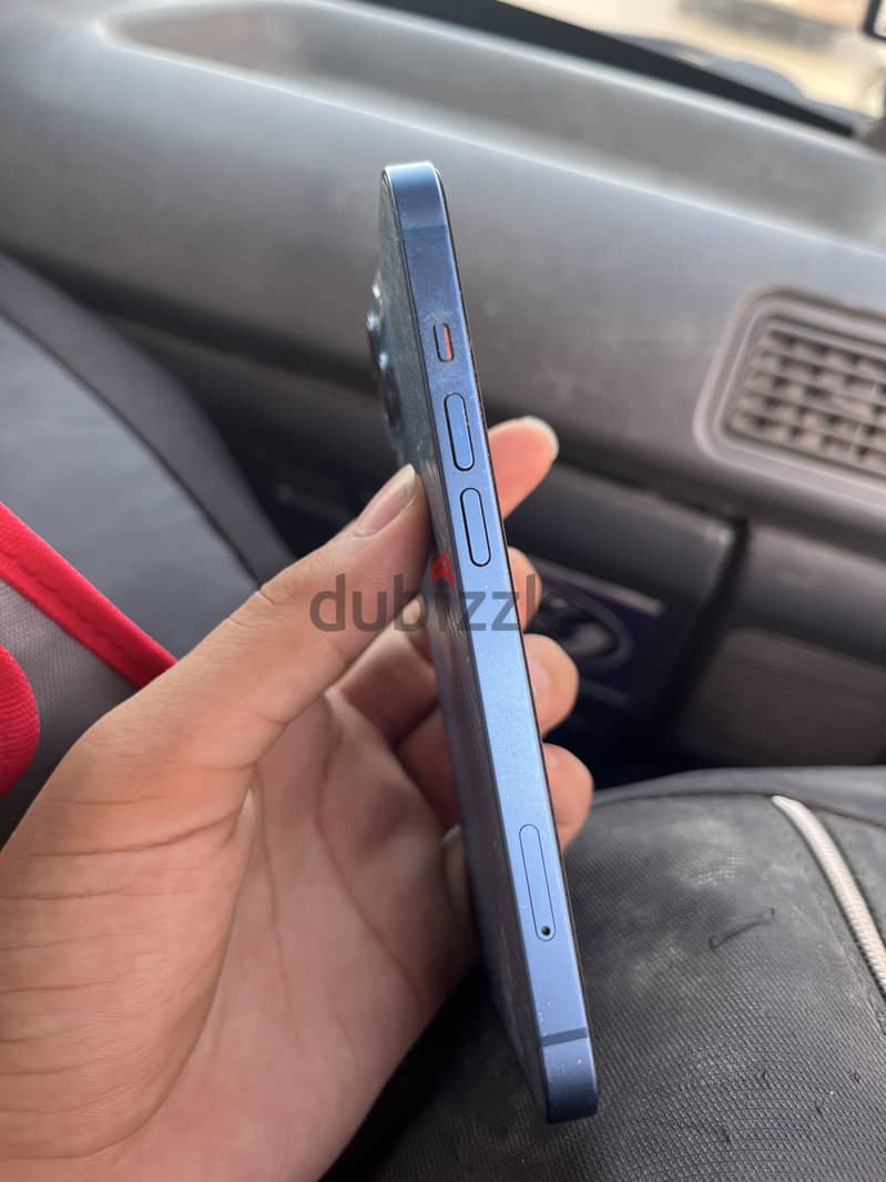 iPhone 13 2