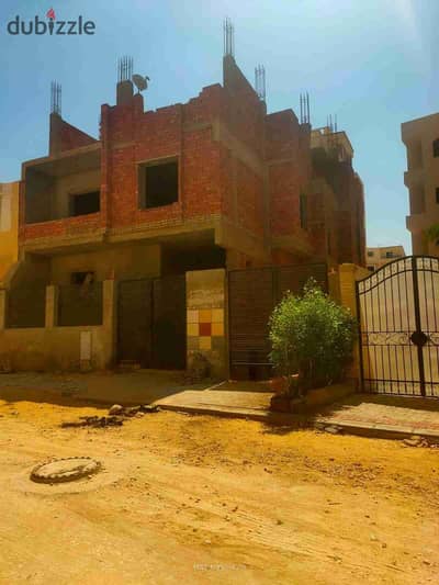 170 م جاردينيا هايتس 1ص بدروم وارضي واول طوب احمر سعر تجاااري
