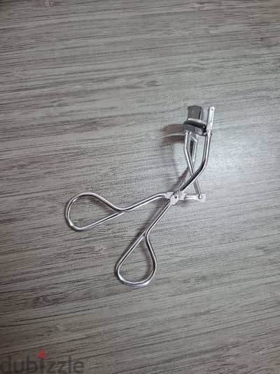 kiko eyelash curler