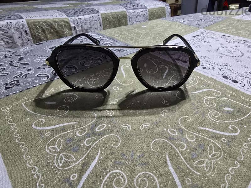 glasses 1