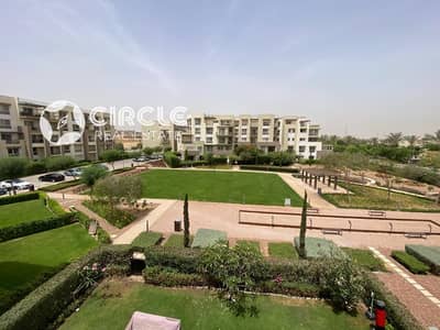 مفروشة بالكامل شقة ١٨٦م بفيو لاندسكيب بموقع متميز ٣ غرف نوم للإيجار في أب تاون كايرو المقطم Uptown Cairo Mokattam