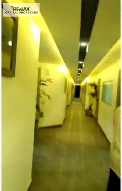 شقه للبنوك والشركات الكبري بمساحه ٨٠٠م مقسمه لمكاتب الزمالك