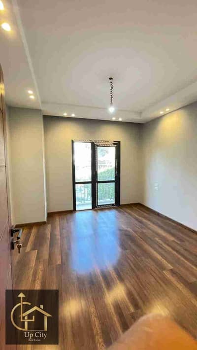 شقة نصف مفروشة للإيجار في Eastown Residences New Cairo – القاهرة الجديدة - ايستاون سوديك