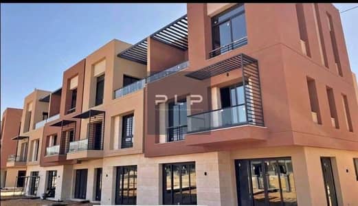 للبيع اميز توين هاوس كورنر في ديستركت District 5 – Marakez وباقل سعر في السوق اوبن فيو علي لاندسكيب