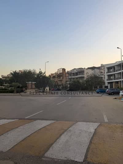 شقة للبيع في البنفسج ڤيلات تطل على مساحات خضراء استلام فوري el banafsag 12 new cairo