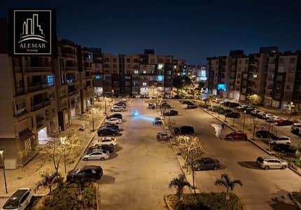 140 متر للبيع في مدينتي بي12 أمام الكرافت والايست هاب تشطيب فندقي