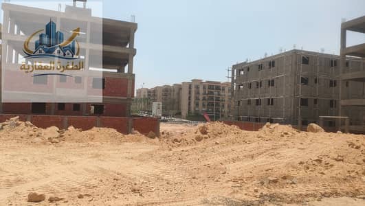 للبيع بشمال الرحاب قطعة ارض 528 متر تاني نمرة من الفاصل