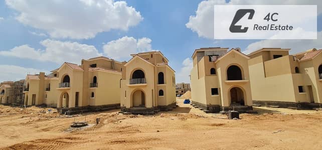 تاون هاوس كورنر بجاردن بحمام سباحة خاص فيو لاجون ريسيل اقل سعر في الماركت 3 غرف جاهزه للمعاينة في اي وقت للبيع في Sarai Cavana