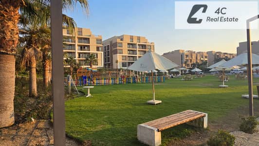 Lowest price for a 3-bedroom Penthouse fully finished with kitchen and AC's on the landscape view in Fifth Square Al Marasem Compound,