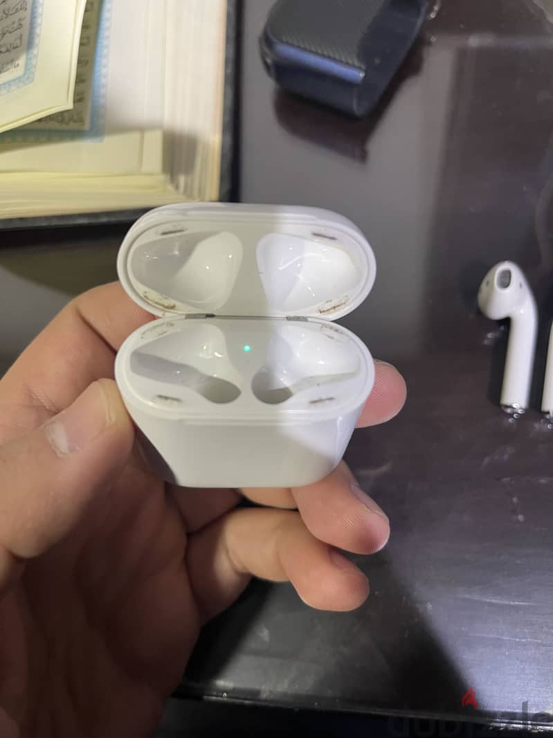 Airpods gen 2 used needs to battery replace 3