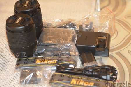 Nikon lens & Battery