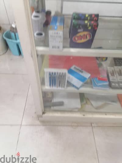 مشروع مكتبة للبيع