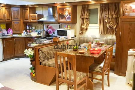 شقة للبيع 260 م سيدى بشر (متفرع من ش جمال عبد الناصر)