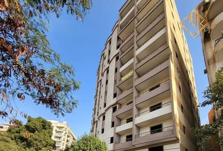 شقه ٢٢٥ متر للبيع ببرج حديث بتفرعات البطل احمد عبدالعزيز في الدقي