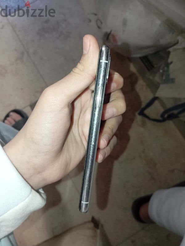 iPhone x 90% 3