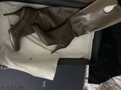 Hugo boss boots بوت بوس