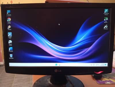 شاشه LG كسر الزيرو حرفيا 19 بوصه لقطه