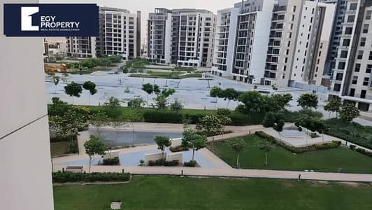 شقة للبيع متشطبة بالكامل موقع مميز باقل من سعر الماركت في زيد ويست - الشيخ زايد  Zed West